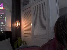 Screen Grab from aliice_thorne