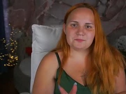 Screen Grab from alirafoxx