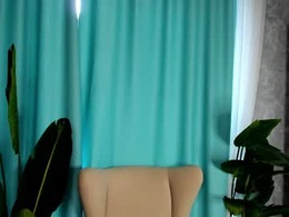 Screen Grab from alisaglow