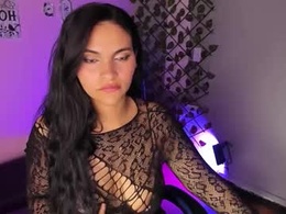 Screen Grab from alisson_evans__