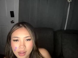 Screen Grab from alixxaskye