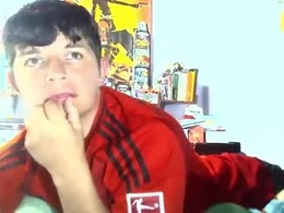 Screen Grab from allex14141414xd