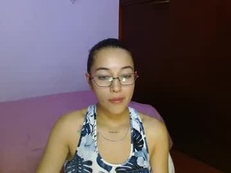 Screen Grab from alondra_96