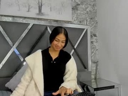 Screen Grab from alondrahyh