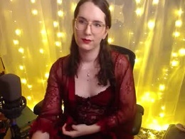 Screen Grab from alyssa_lilly