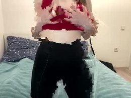 Screen Grab from am_oook