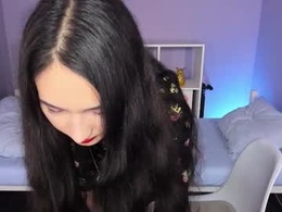 Screen Grab from amaliamour