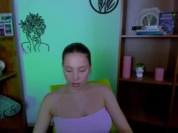 Screen Grab from amanda_miki