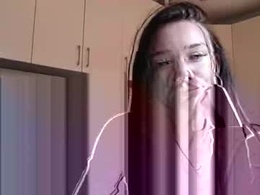Screen Grab from amandababe1