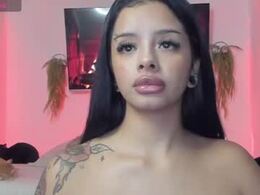 Screen Grab from amapola_666