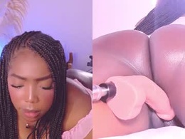 Screen Grab from amara_monroe