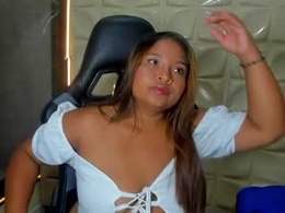 Screen Grab from amaya_riveraa