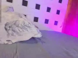 Screen Grab from amber_deluxe_