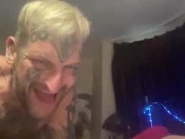 Screen Grab from amberandbrad