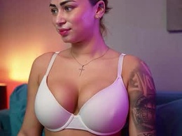 Screen Grab from ameliajupiter