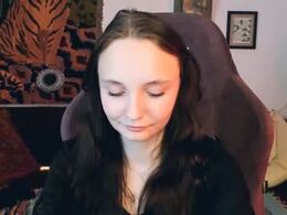 Screen Grab from ameliamalina