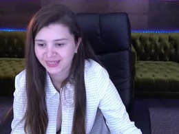 Screen Grab from amellymillyy