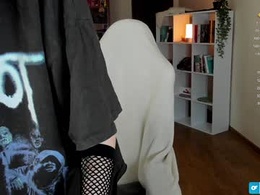 Screen Grab from ami_sakurami