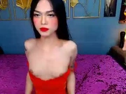 Screen Grab from amierahot