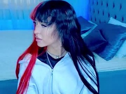 Screen Grab from amiraaa__