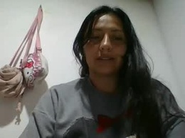 Screen Grab from ammberrkiss