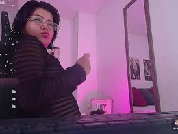 Screen Grab from amyblue_8