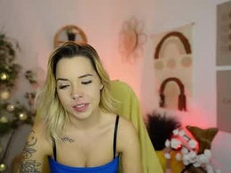 Screen Grab from anabel_moon18