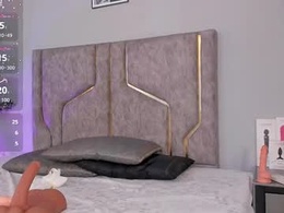 Screen Grab from anamonroee