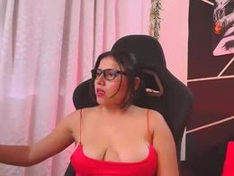 Screen Grab from anapaola1