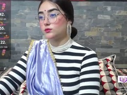 Screen Grab from anashalimar_