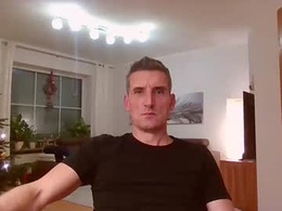 Screen Grab from andre029
