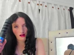 Screen Grab from andrefoxx_