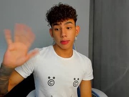 Screen Grab from andrew_twink18