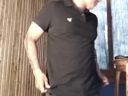 Screen Grab from andrux_hot