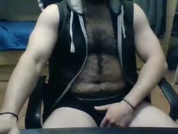 Screen Grab from andyyzz