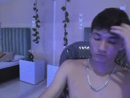 Screen Grab from angel_of_sinn