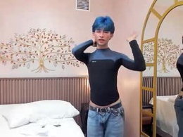 Screen Grab from angel_yuhog