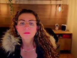 Screen Grab from angelbluemilf