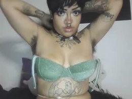 Screen Grab from angelhoneyisonline