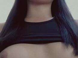 Screen Grab from angelic_face23