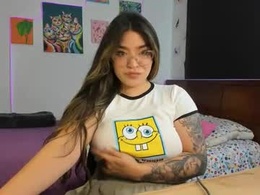 Screen Grab from angelina_71