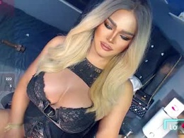 Screen Grab from anna_mclaine