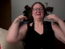 Screen Grab from annarose999
