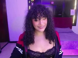Screen Grab from annia_submissive