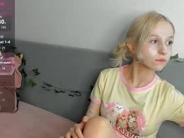 Screen Grab from anny_0luv