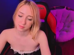 Screen Grab from anora_babe