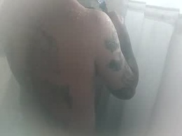 Screen Grab from anthonybluez