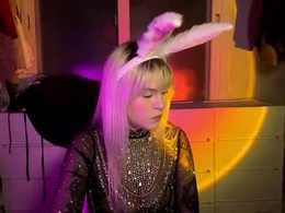 Screen Grab from antoinettebeitler