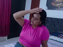 Screen Grab from anyelina23