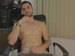 Screen Grab from apolo_lux1